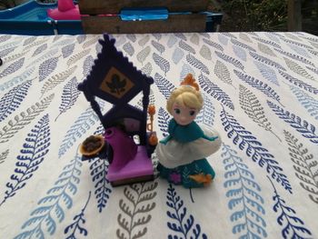 Figurine la reine des neiges