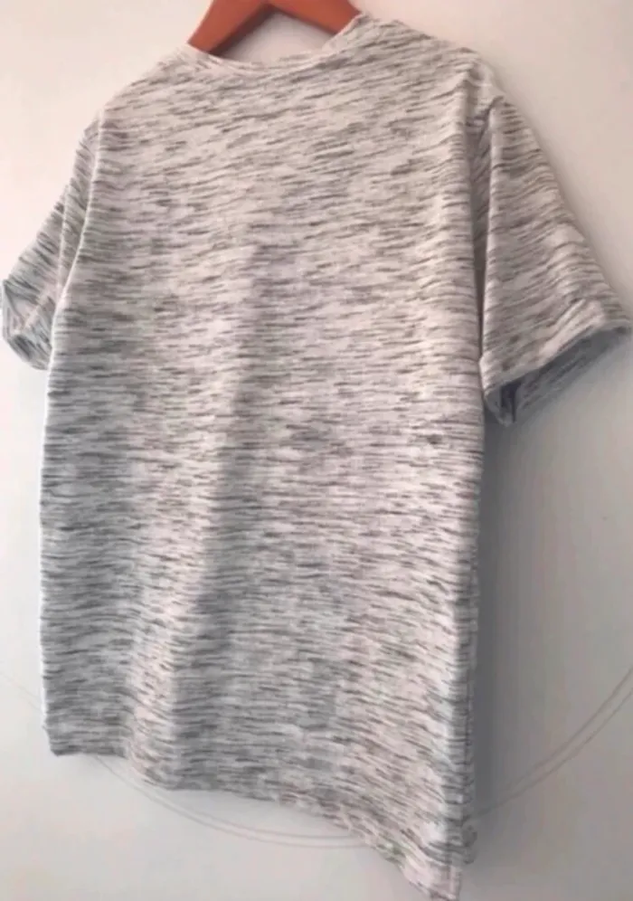 garçon tshirt zeeman blanc chiné avec coutures décoratives 134-140 cm - photo numéro 2