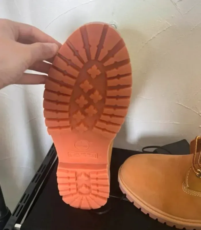 Timberland 6 Inch Premium Boot 'Wheat Nubuck' Taille 43 - photo numéro 4