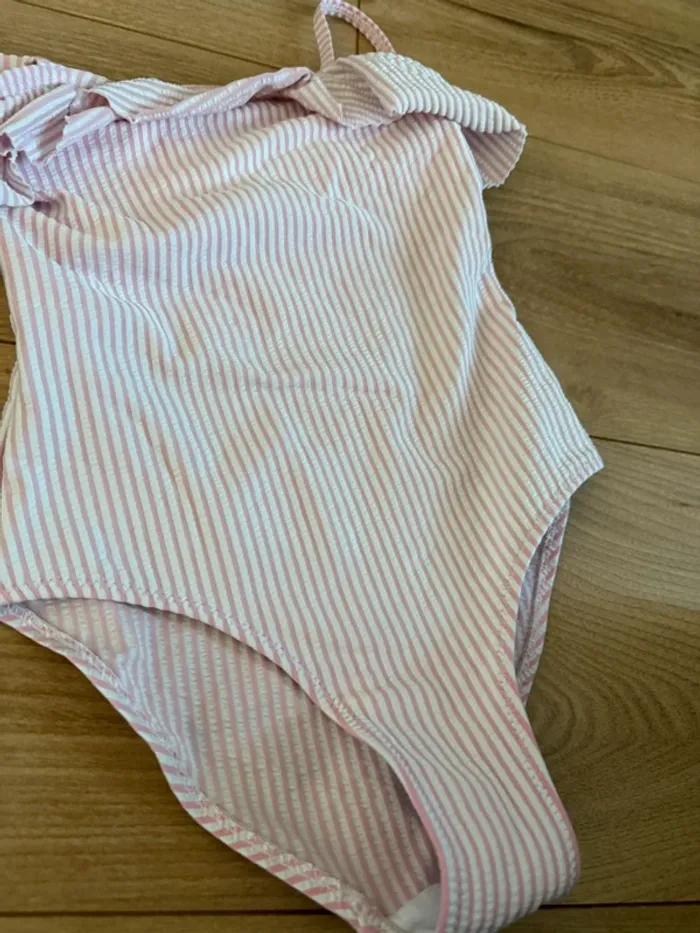 Magnifique maillot de bain Okaïdi - photo numéro 2