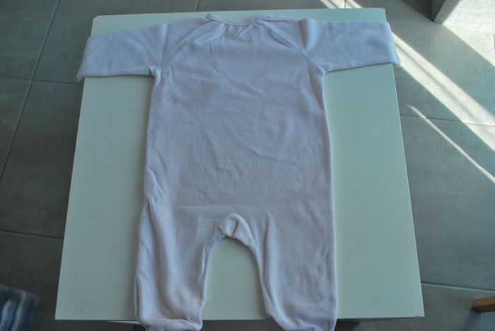Pyjama fille taille 12 mois - photo numéro 2