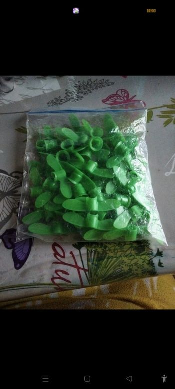 Bouchons  pom  potes