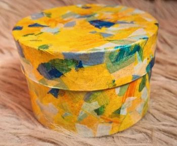 Boîte vintage à motifs