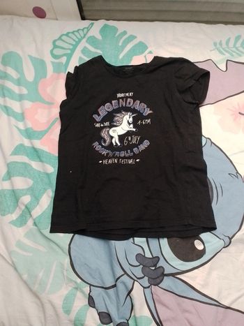 Tee-shirt noir  licorne 12ans