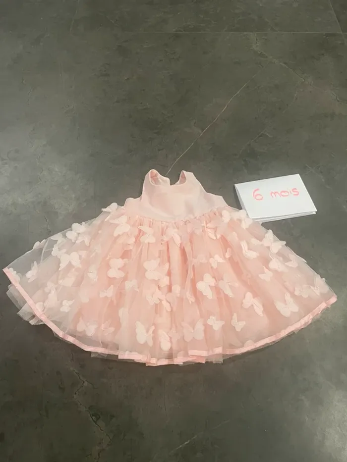 Robe papillon