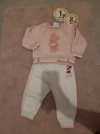Ensemble jogging Disney