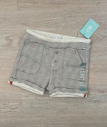 Short Obaibi taille 9 mois Neuf