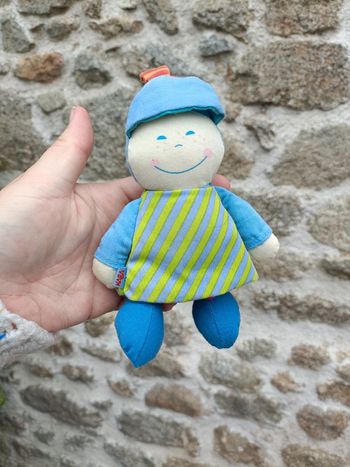 Peluche poupée chevalier haba