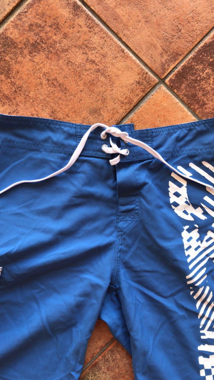 Quiksilver short taille 32 - photo numéro 3
