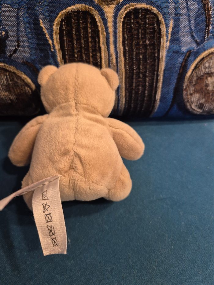 Petit ours en peluche Doudou et compagnie - photo numéro 2