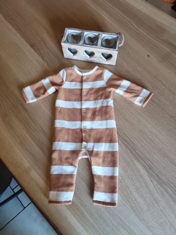 Combinaison beige et marron clair