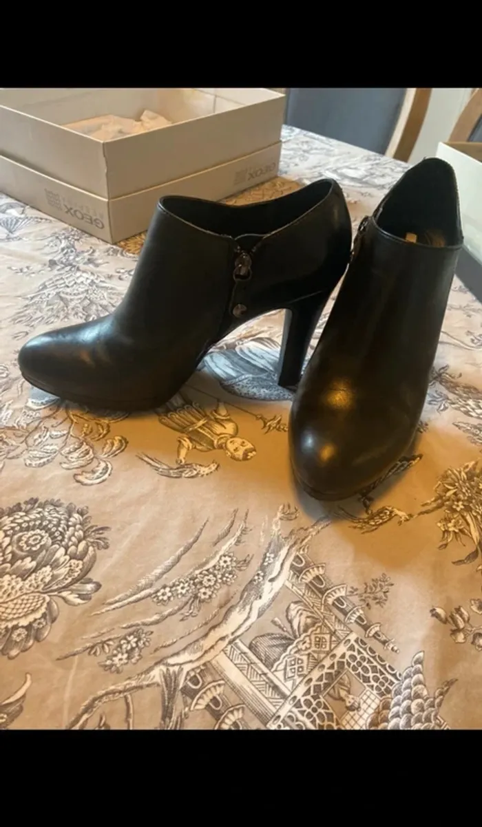 Bottines noires Geox - photo numéro 2