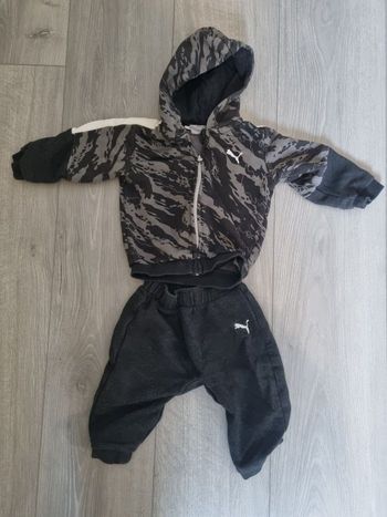 ​Ensemble Survêtement Bébé Puma Taille 12 Mois - Motif Camouflage - Très Bon État