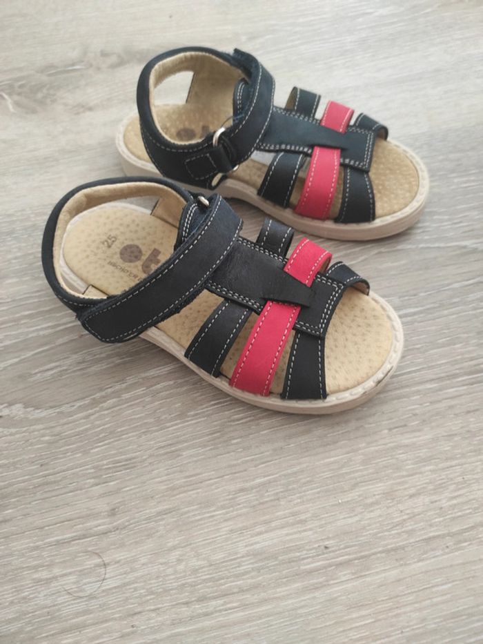Sandalettes pointure 25 - photo numéro 4