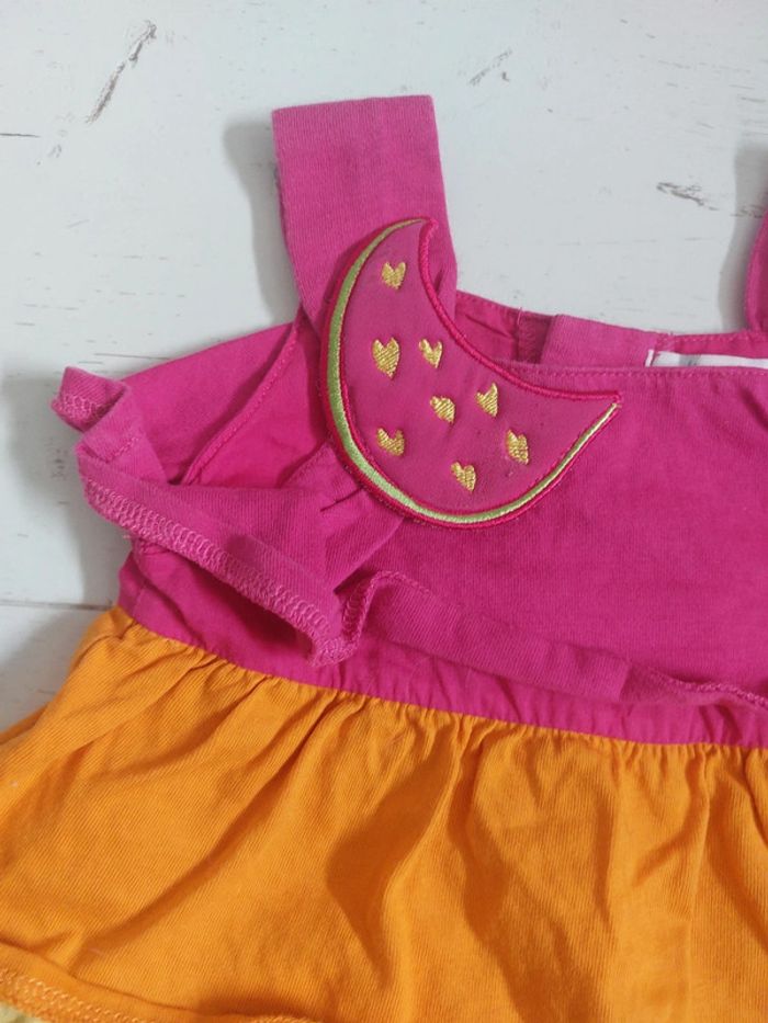 Robe à volant Agatha Ruiz de la Prada Taille 18 mois - photo numéro 2