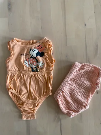 Combinaison Minnie Disney + bloomer - taille 1 mois