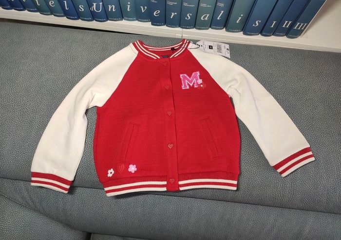 Teddy marelle sous la tour Eiffel sergent major 4 ans