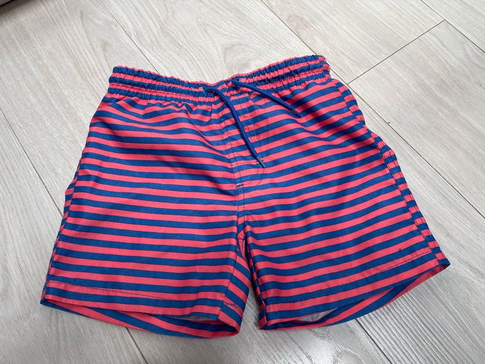 Short de bain enfant 6/8 ans