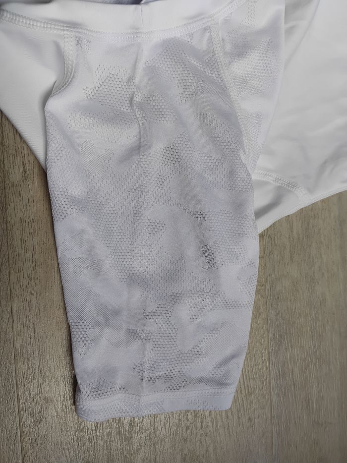 Tee-shirt sport - photo numéro 5