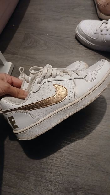 Basket nike taille 38,5