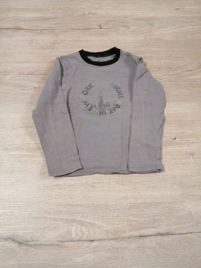 Tee shirt manche longue 2 ans - photo numéro 5