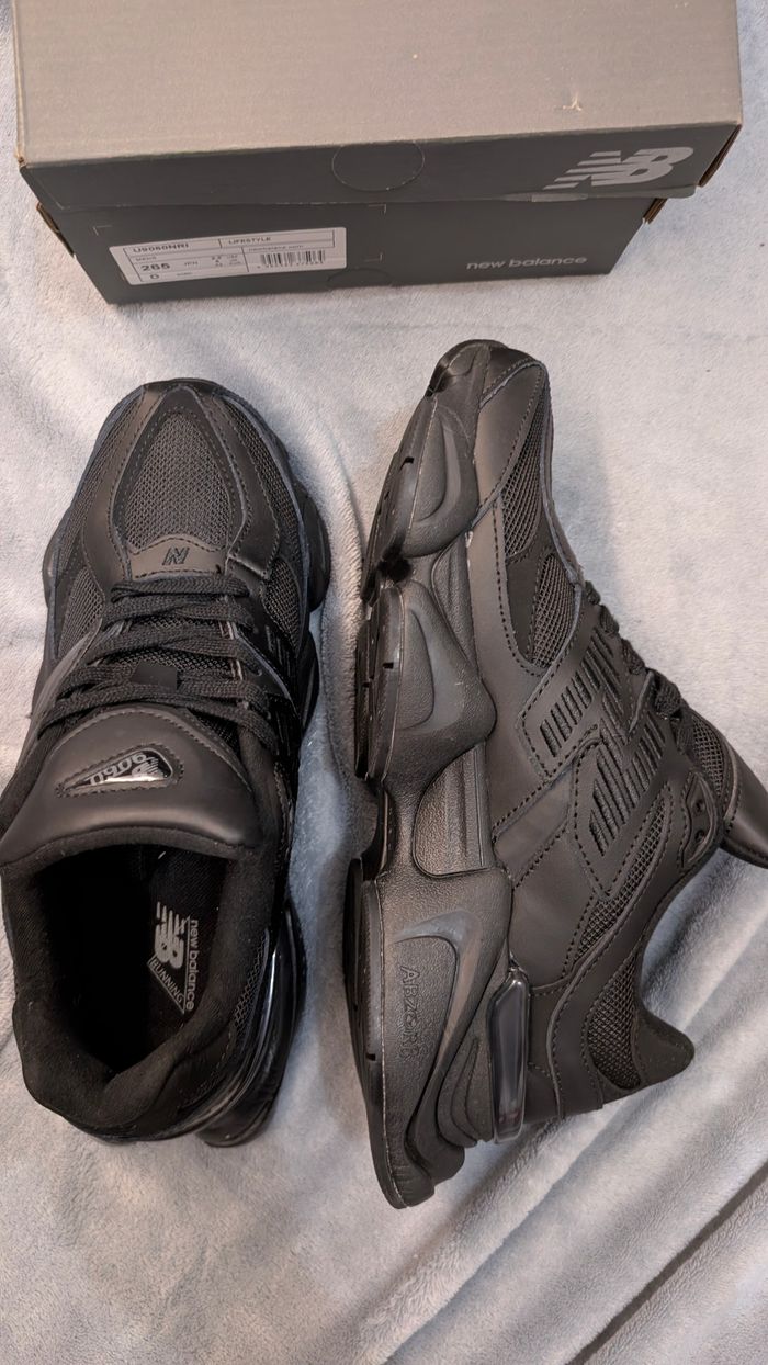 New Balance 9060 Noir - photo numéro 7