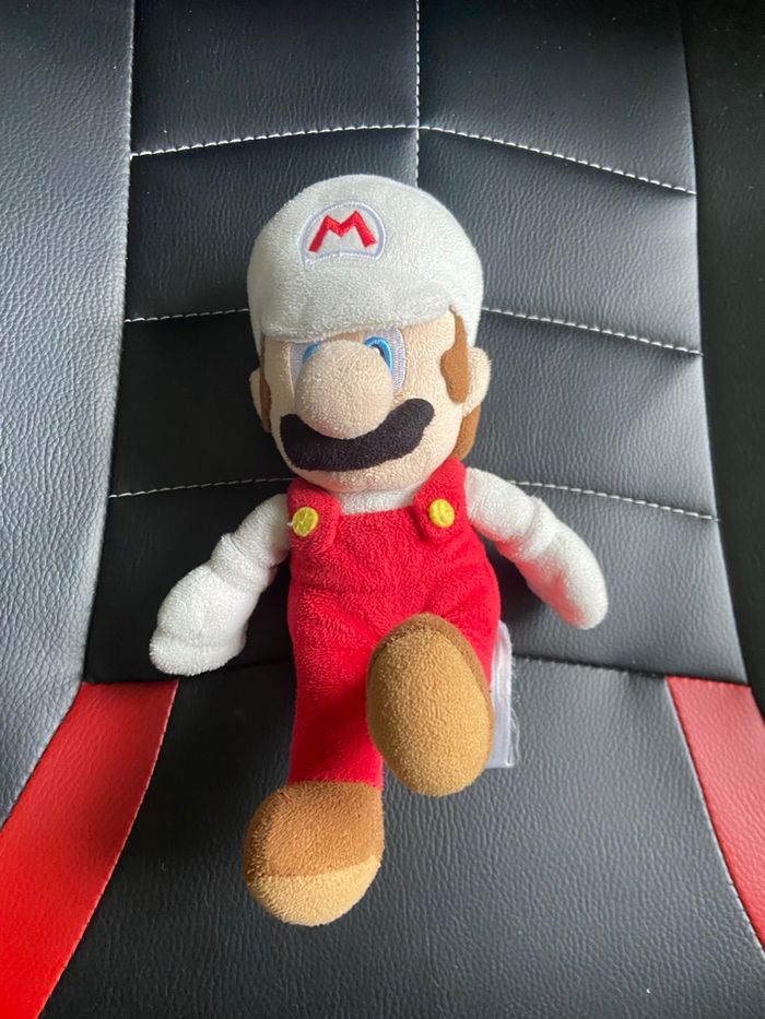 Peluche Mario