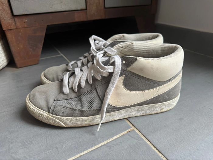 Nike blazer grise taille 45