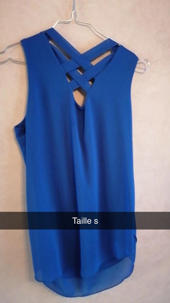 Haut bleu - photo numéro 2