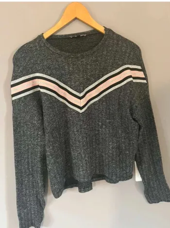 Haut  tee shirt  manches longues  Jennyfer  gris  S