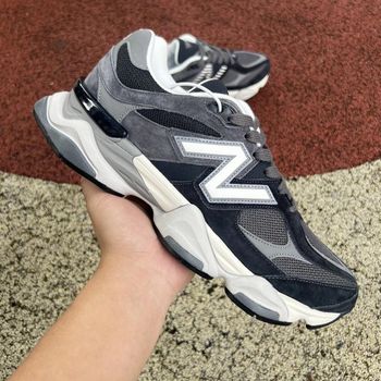 New Balance 9060 noir 37