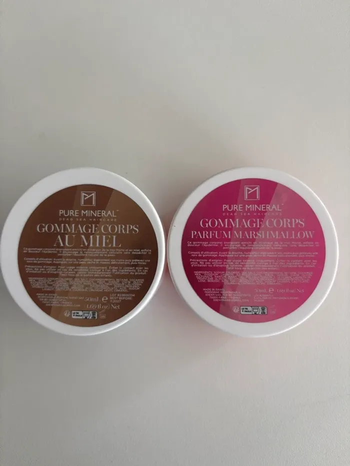 Lot 2 gommages corps Pure Mineral (Mer Morte) neuf