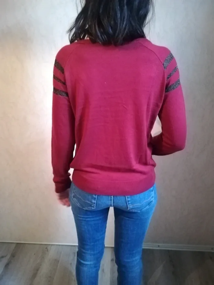 Pull couleur bordeaux - photo numéro 2