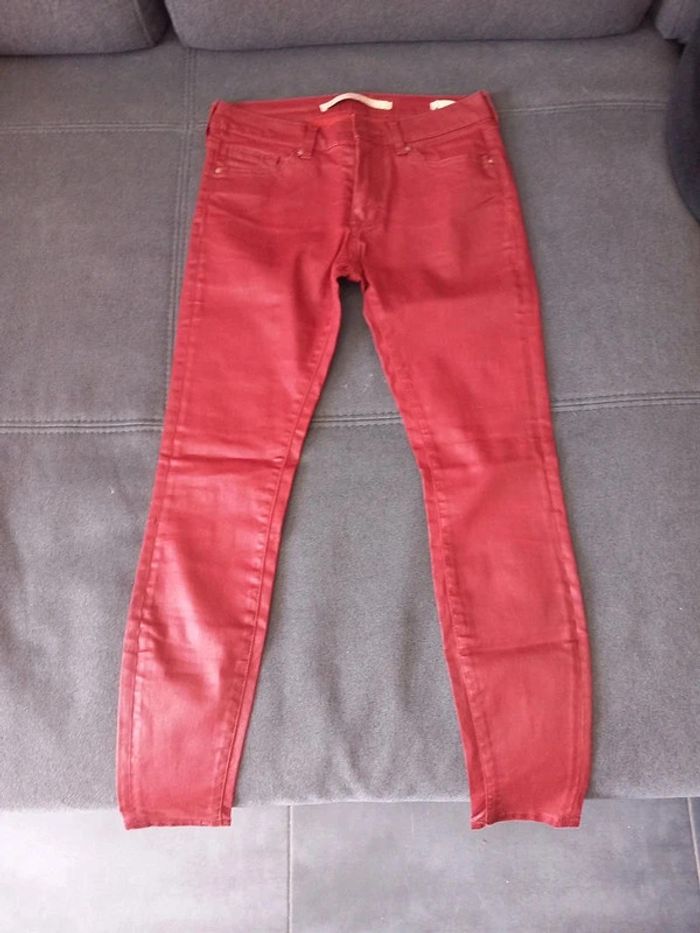 Pantalon rouge