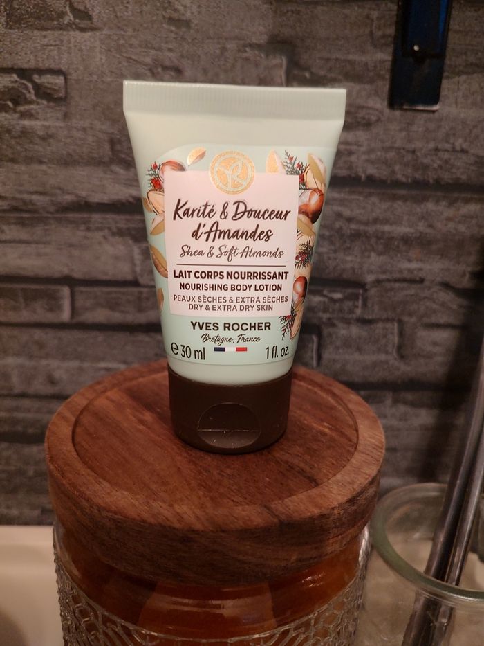 Crème mains Yves Rocher – Douceur d’amande 30 ml