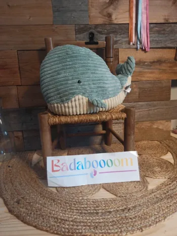 Peluche baleine jellycat tbe