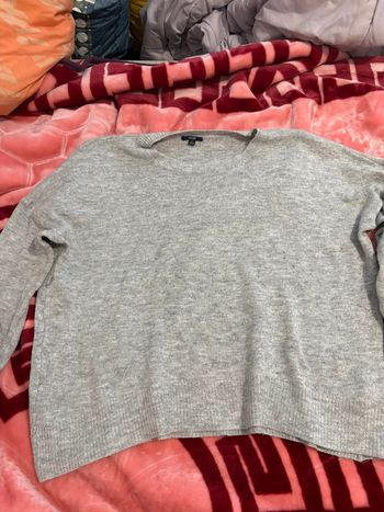 Pull gris