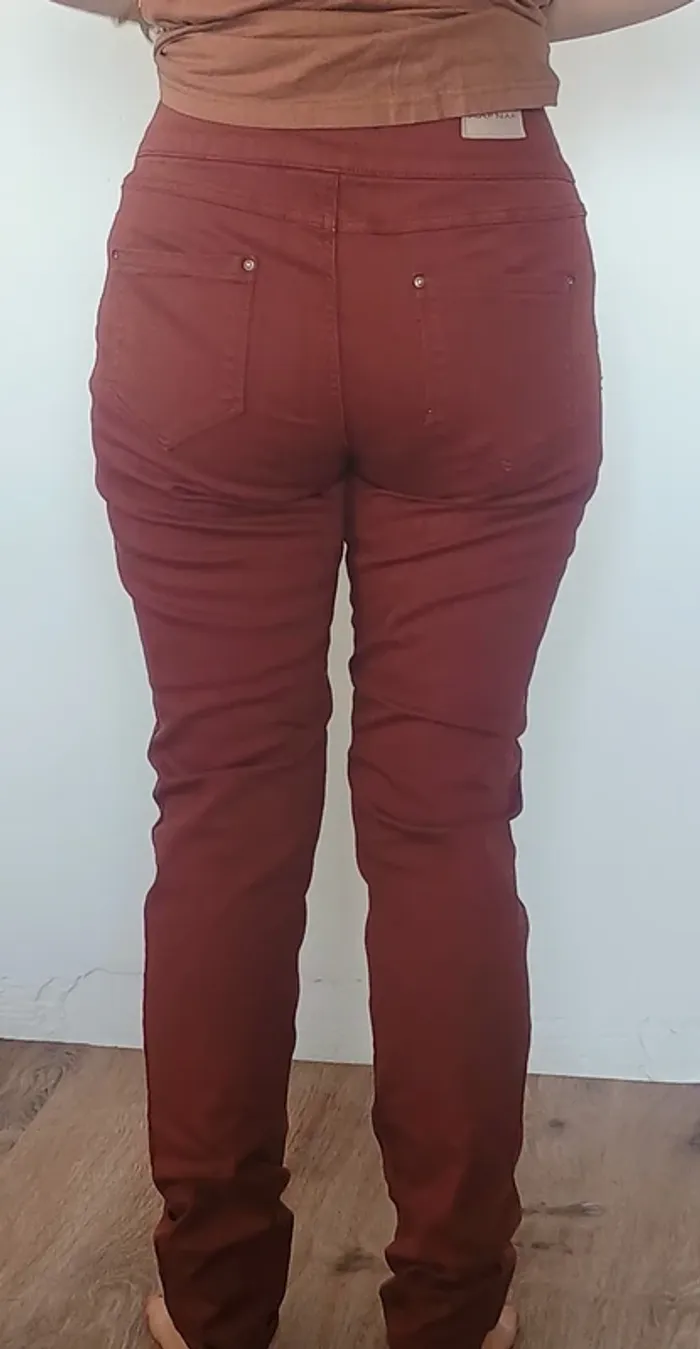 Pantalon slim bordeaux Naf Naf – Taille 42 - photo numéro 2