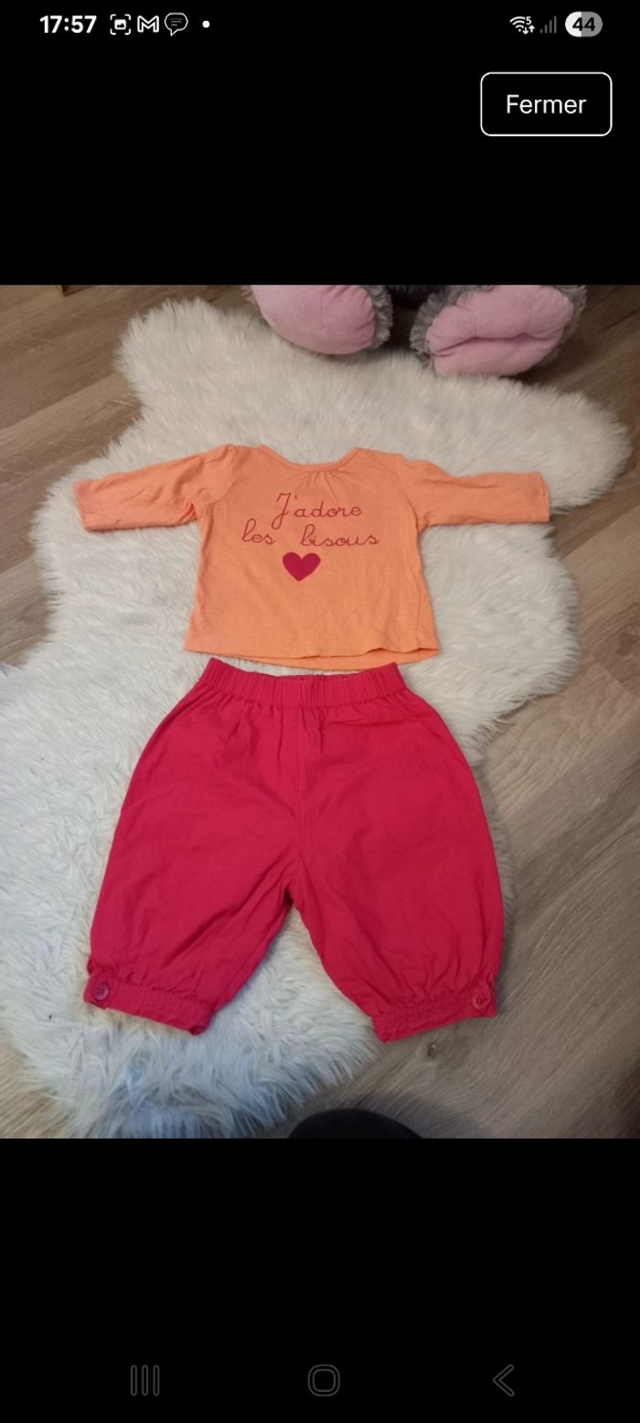 Très jolie ensemble 6 mois