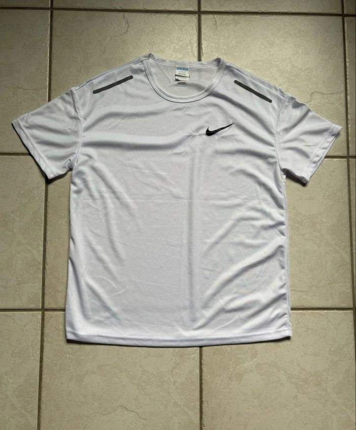 Ensemble Nike - photo numéro 2