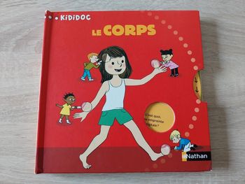 Livre documentaire Nathan kididoc le corps