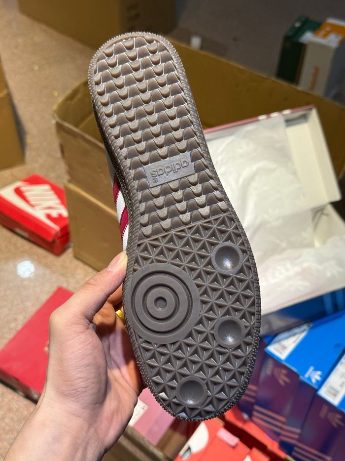 Baskets basses décontractées et polyvalentes Adidas Originals Samba Vegan OG, inspirées du style mas - photo numéro 6