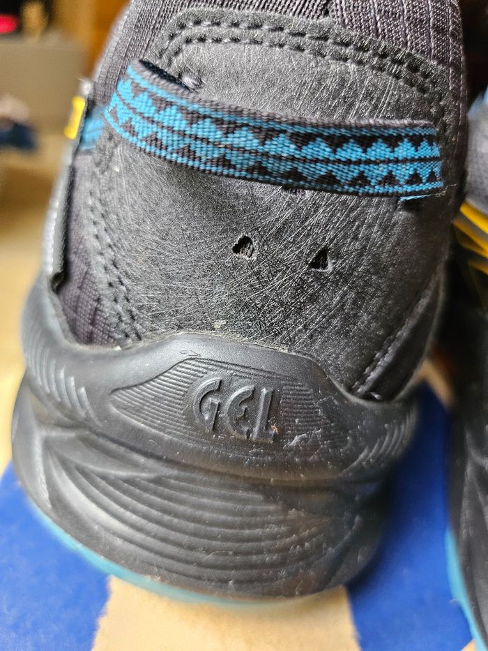 Superbes Shoes running/Taille Asics - photo numéro 7