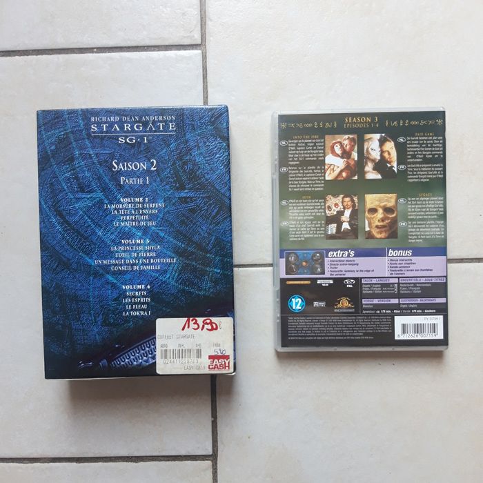 Lot de 4 DVD Stargate SG-1 - photo numéro 3