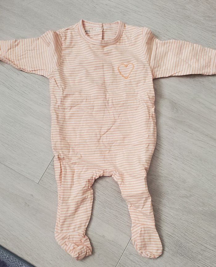 Lot 2 pyjamas - photo numéro 2
