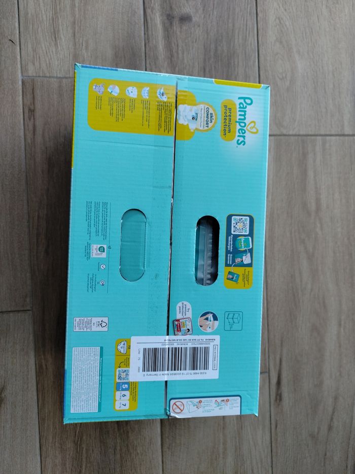 Couches Pampers premium protection Neuves - photo numéro 2