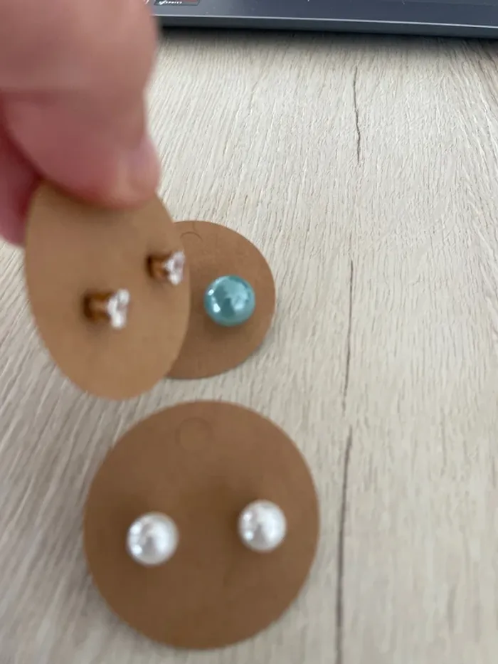 Lot de paires de boucles d’oreilles neuves - photo numéro 3