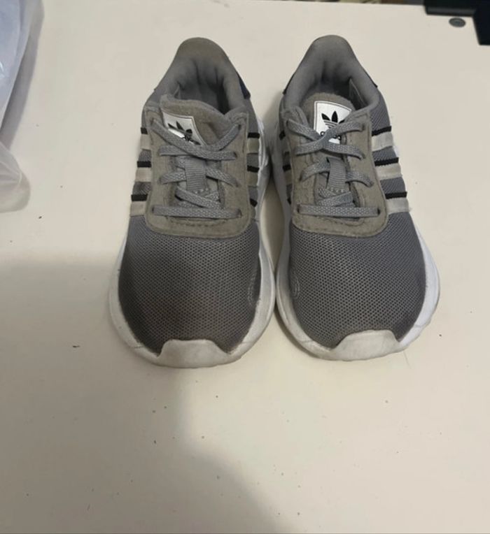 Baskets adidas