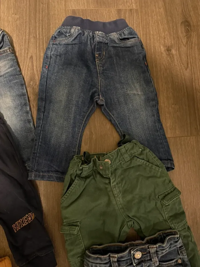 Lot 8 pantalons/jeans/joggings 12 mois - photo numéro 3