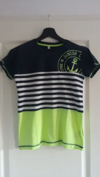 T-Shirt rayé vert fluo 12 ans